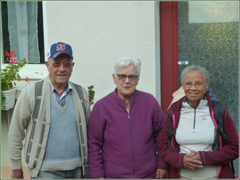 VX-P1280207.jpg      05/09/2019 08:04 ..J01/04: nos Hebergeurs a ST-FIACRE