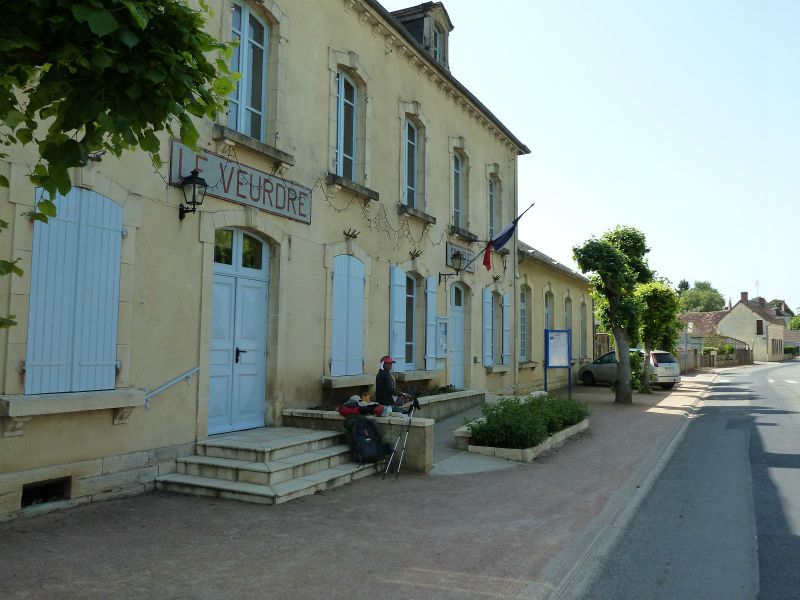 p1170305.jpg      13/05/2015 10:41     4958ko     MAIRIE de LE VEURDRE , exemple parmi d'autres