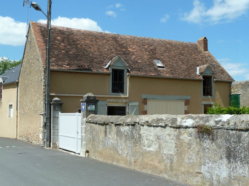 p1170530.jpg      18/05/2015 13:18     4453ko     notre GITE à NEUVY ST-SEPULCHRE (Relais de la Vieille Route)  §MMDD37S